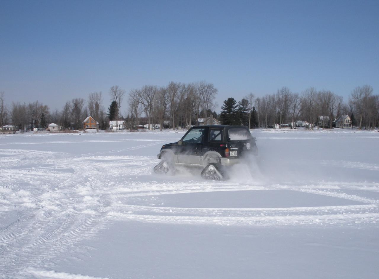 17 Ca roule sur lac gelé