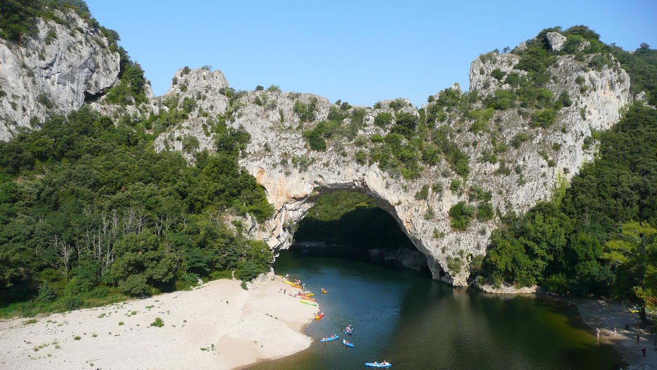 25 Vallon Pont D'Arc