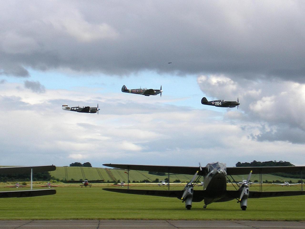 3 Meeting de Duxford en 2008, passage p40 spit