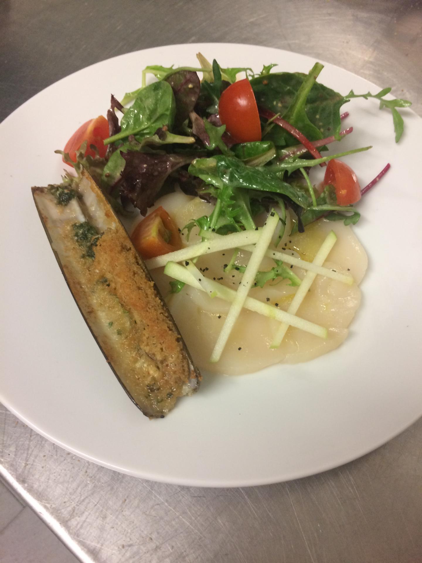 St Valentin Carpaccio de St Jacques et pommes granny