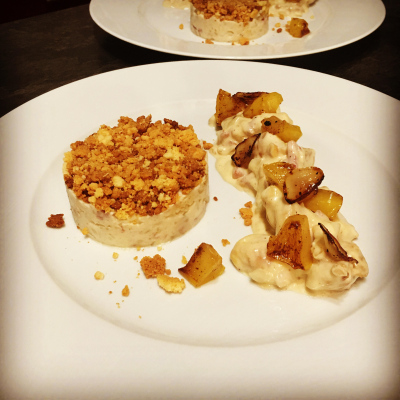 Émincé de poulet sauce normande crumble de choux fleur au parmesan